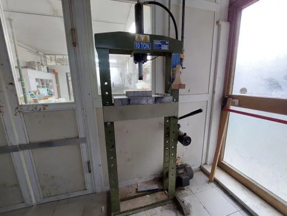 6#8686 Macchine lavorazione legno OMCN e SICMA