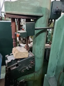 43#7419 Macchine per calzatura e pelletteria