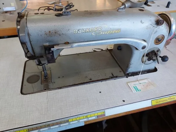 10#7419 Macchine per cucire