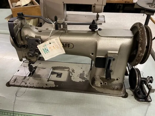 17#7419 Macchine per cucire e per calzatura
