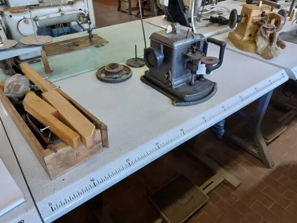 16#7419 Macchine per cucire e per calzatura
