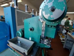 2#7419 Macchine per cucire e per pelletteria