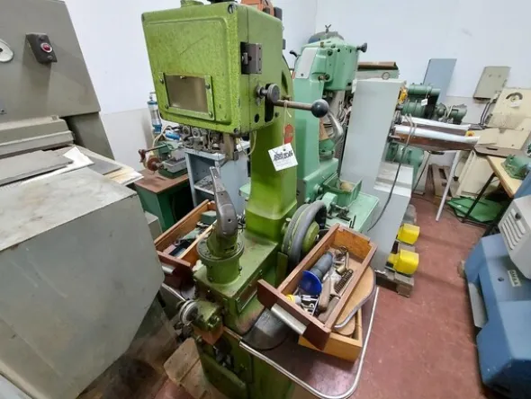50#7419 Macchine per cucire per calzatura e pelletteria