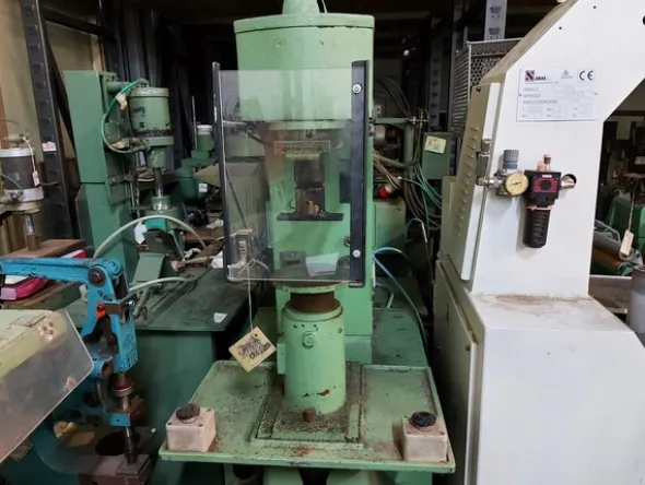 46#7419 Macchine per cucireper calzatura e pelletteria