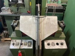 38#7419 Macchine per cucire per calzatura e pelletteria
