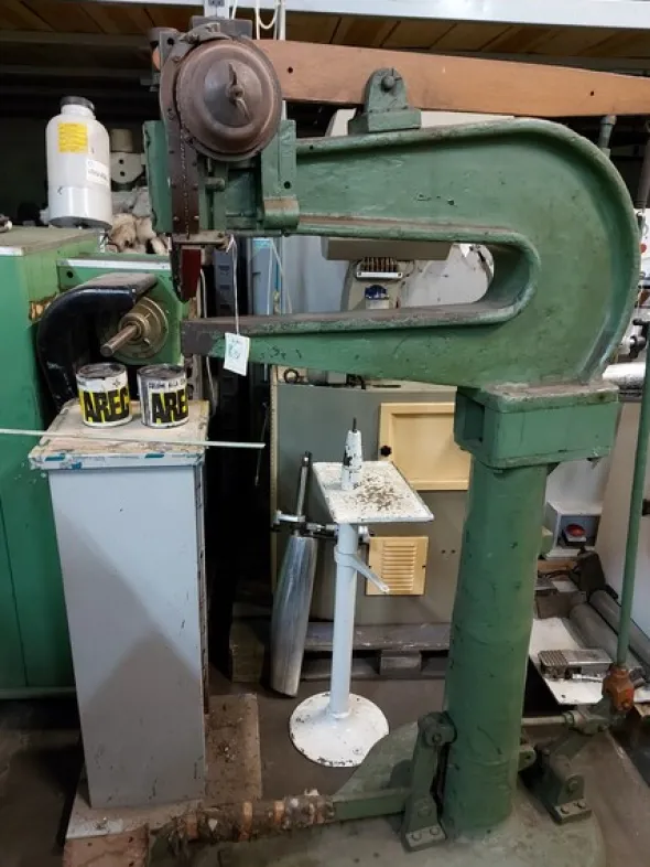 38#7419 Macchine per cucire per calzatura e pelletteria