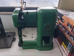 48#7419 Macchine per cucire per calzatura e pelletteria