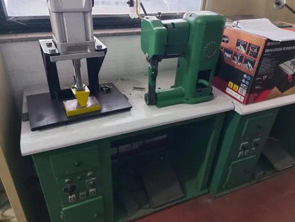 48#7419 Macchine per cucire per calzatura e pelletteria