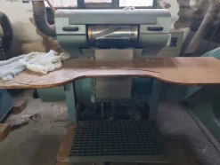 38#8259 Macchine per la lavorazione delle pelli