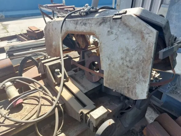 4#8400 Macchine per la lavorazione del ferro