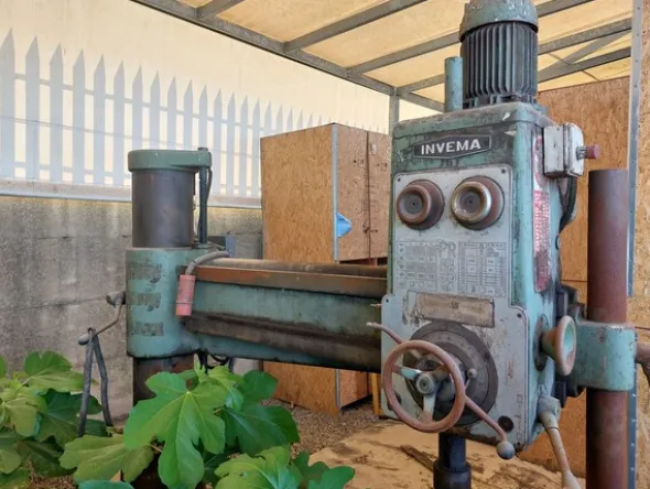 4#8400 Macchine per la lavorazione del ferro