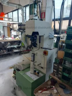 32#8561 Macchine per lavorazioni calzaturiere