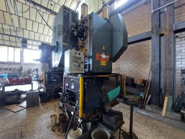 3#10213 Macchine Presse