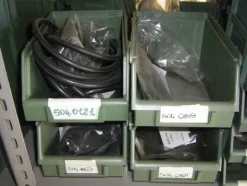 13#4997 Magazzino componenti e ricambi macchine utensili