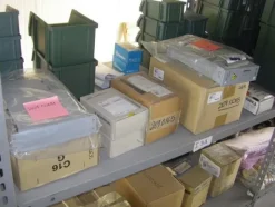 13#4997 Magazzino componenti e ricambi macchine utensili