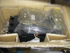 13#4997 Magazzino componenti e ricambi macchine utensili