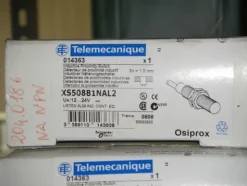 13#4997 Magazzino componenti e ricambi macchine utensili