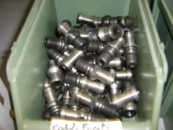 13#4997 Magazzino componenti e ricambi macchine utensili
