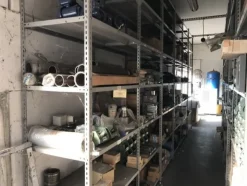 13#4997 Magazzino componenti e ricambi macchine utensili