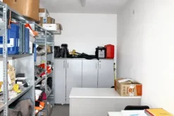 #23203 Magazzino con area edificabile residua