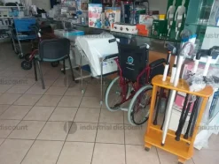 2#8868 Magazzino di articoli medico sanitari