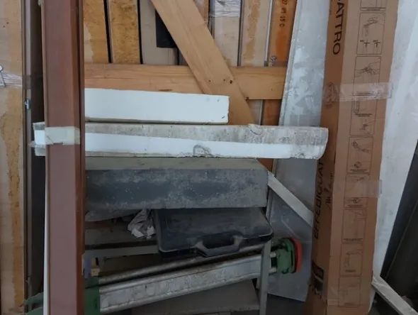 1#7804 Magazzino di materiale edile