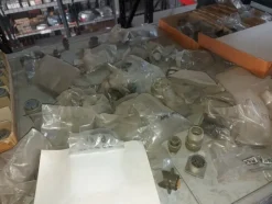 2#7887 Magazzino di materiale elettrico