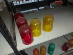2#7887 Magazzino di materiale elettrico