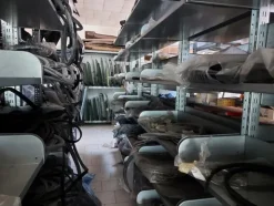 1#6295 Magazzino di ricambi auto