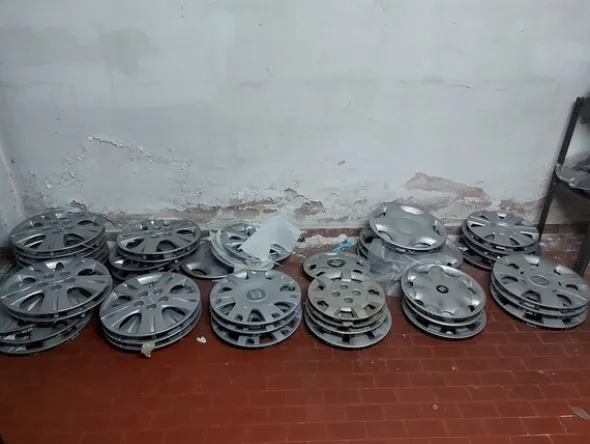1#6295 Magazzino di ricambi auto