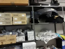 1#6295 Magazzino di ricambi auto