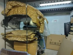 1#6295 Magazzino di ricambi auto