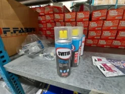 2#5256 Magazzino di ricambi e accessori per autorimessa