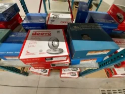 2#5256 Magazzino di ricambi e accessori per autorimessa