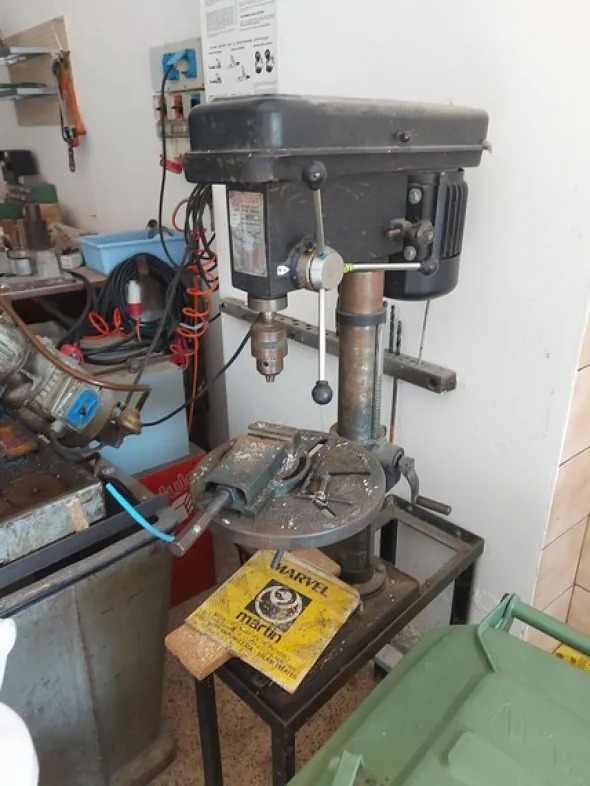 3#8080 Magazzino e materiale per impianti elettrici