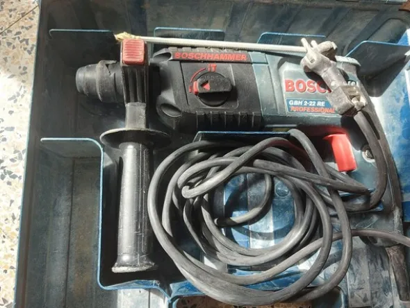 3#8080 Magazzino e materiale per impianti elettrici