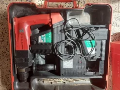 3#8080 Magazzino e materiale per impianti elettrici