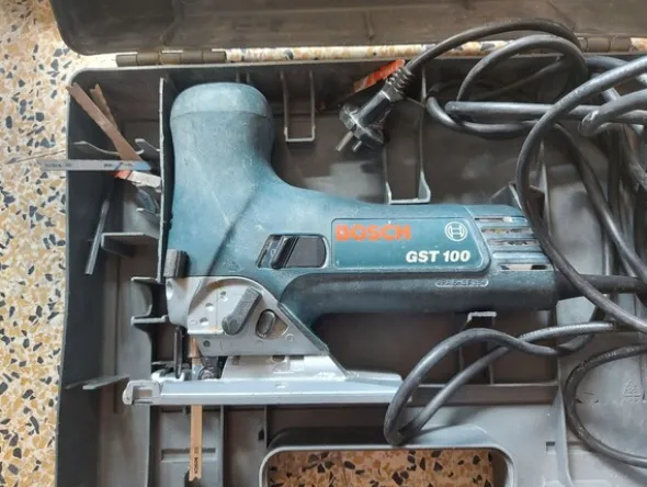 3#8080 Magazzino e materiale per impianti elettrici
