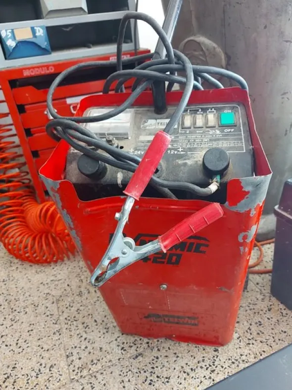 3#8080 Magazzino e materiale per impianti elettrici