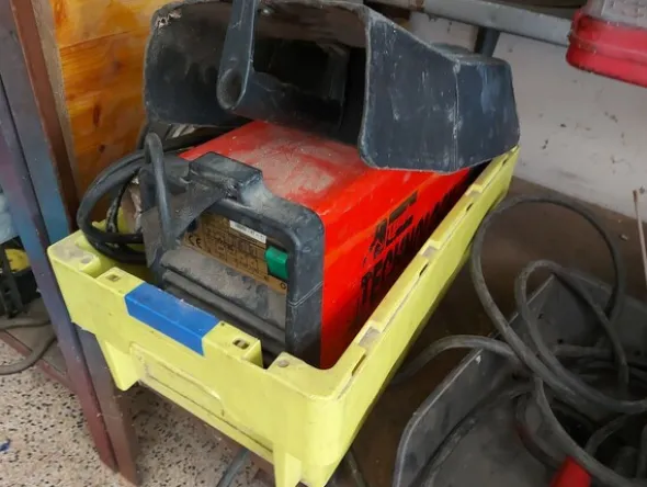 3#8080 Magazzino e materiale per impianti elettrici