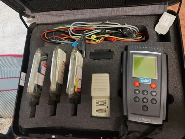 3#8080 Magazzino e materiale per impianti elettrici