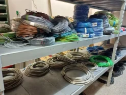 3#8080 Magazzino e materiale per impianti elettrici