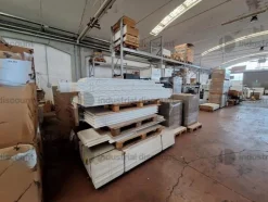 3#8766 Magazzino materiale per falegnameria