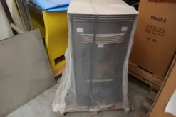 90#70720 Magazzino materie prime e macchinari per caminetti