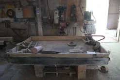 90#70720 Magazzino materie prime e macchinari per caminetti