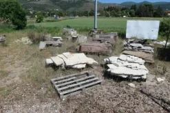 90#70720 Magazzino materie prime e macchinari per caminetti