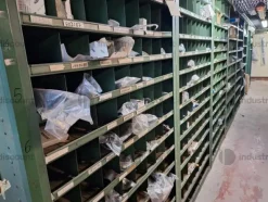 7#9630 Magazzino pezzi di ricambio