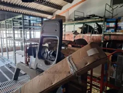 7#9630 Magazzino pezzi di ricambio