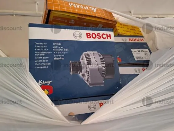 16#9370 Magazzino ricambi auto