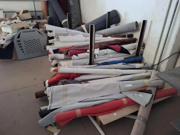28#8760 Magazzino ricambi per autobus